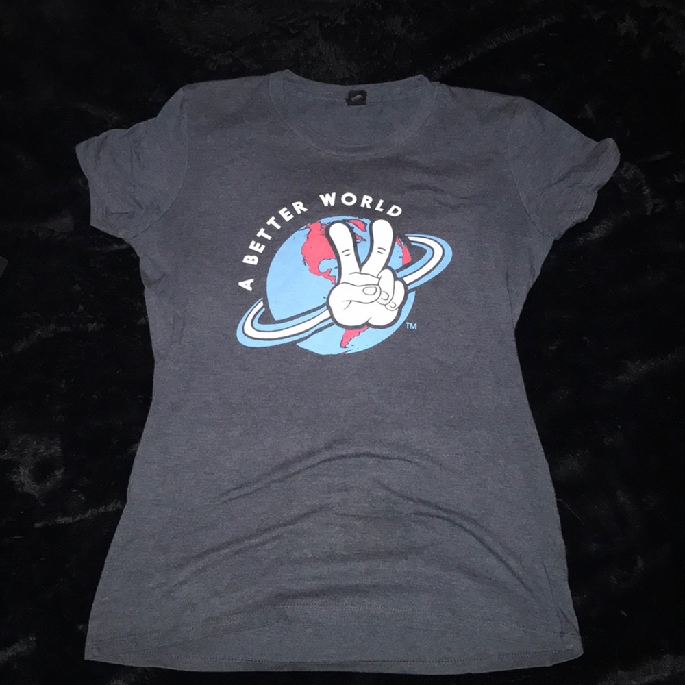 Dutch bros tshirt